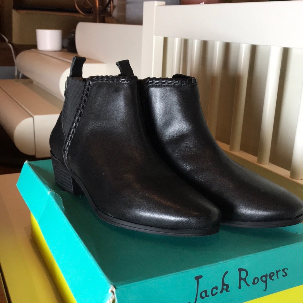 JACK ROGER TORI ANKLE BOOTIES